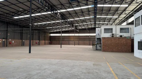 6 Saligna Street, Hughes Industrial 6515m² To Let (10)